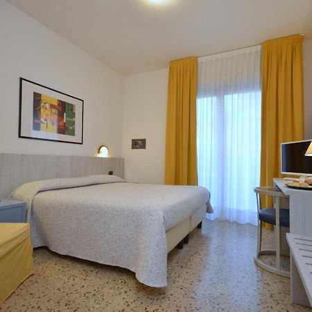 Olimpia Hotel & Aparthotel Bibione Ngoại thất bức ảnh
